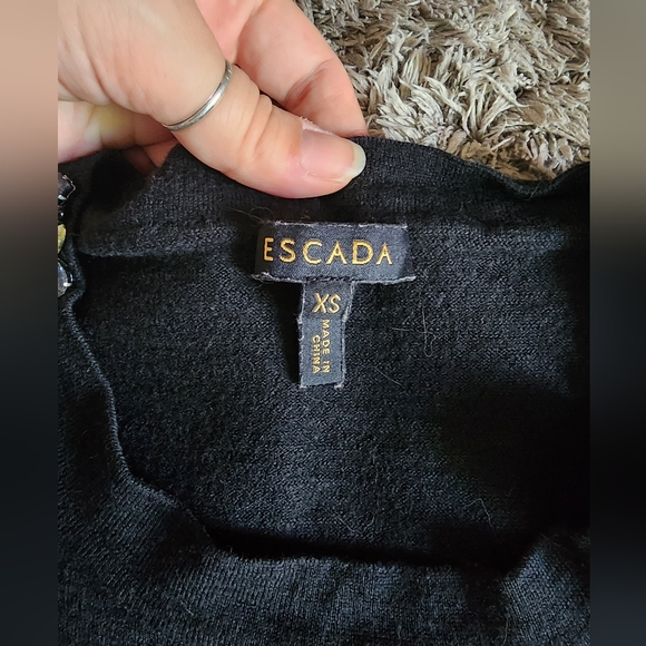 Escada Tank Top - Picture 3 of 8